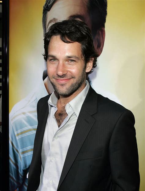 paul rudd arrives at the movie premiere of the 40 year old virgin in hollywood california
