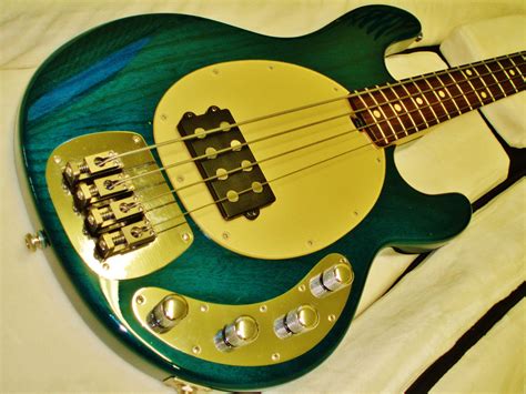 Traded Ebmm Stingray Trans Teal Finish Ohsc Superb Trades