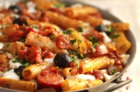 Tomato And Chorizo Pasta Bake Dinner Recipes Goodtoknow