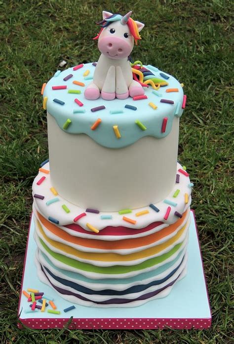 Thankfully, the twin sisters behind canada's jenna rae cakes created this beauty Rainbow Unicorn Cake - cake by Shereen - CakesDecor