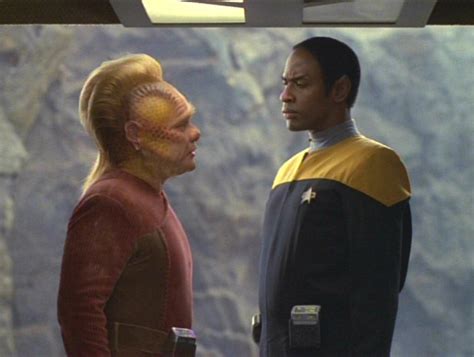 Star Trek Voyager Rewatch Rise