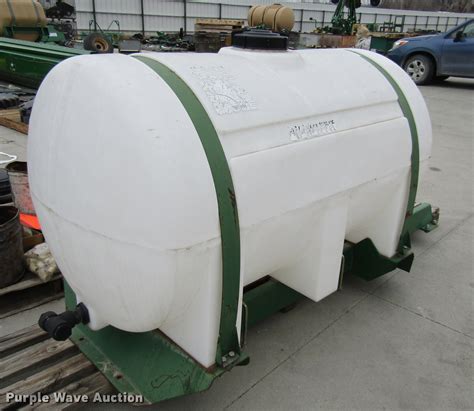 300 Gallon Poly Tank With Frame In Assaria Ks Item Eh9570 Sold