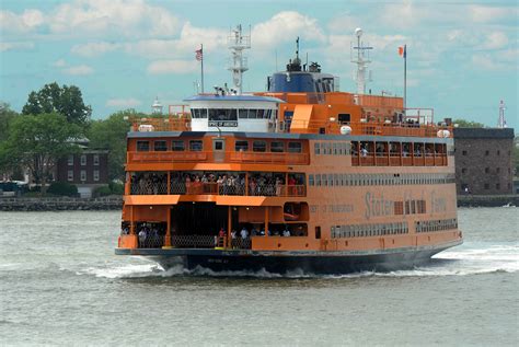 Tourists tricked into paying $200 for free Staten Island Ferry ride