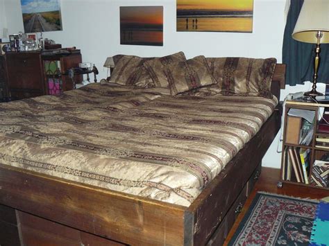 The size of a hardside waterbed is determined by measuring the inside of the wood frame that surrounds the vinyl water bladder. FREE: King-size Waterbed Frame with 12 drawers -- Firewood Esquimalt & View Royal, Victoria