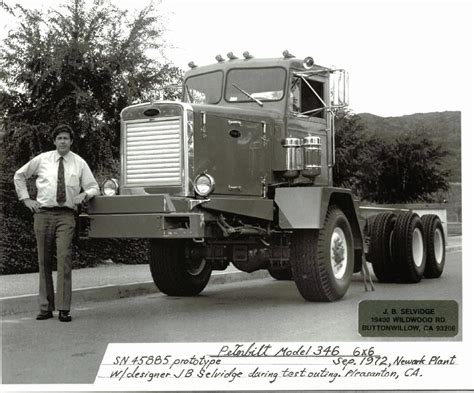 Photo Jb 346 Peterbilt Uni Lites Album Mackinac359