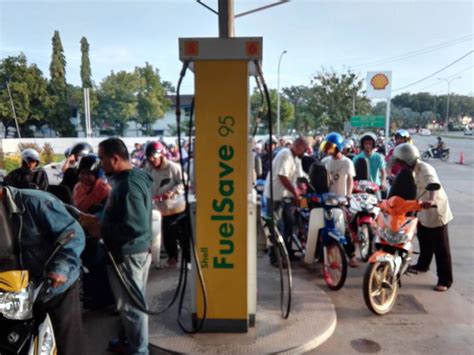 Harga jualan di petrol station seperti petronas, shell, petron, caltex & bp. 5 Negara Yang Mempunyai Harga Petrol Paling Rendah di ...