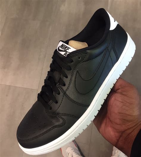 Air Jordan 1 Low Blackwhite Complex