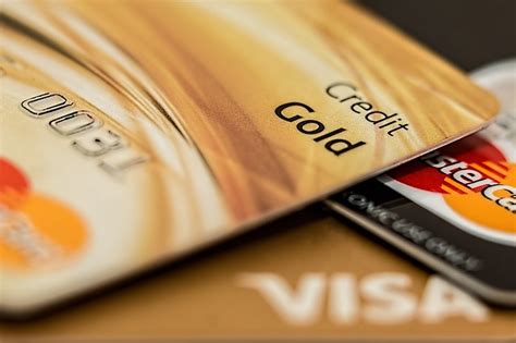 Whether it be shopping or dealing with some other stuff, credit cards can be a great help. How Can You Effectively Check Credit Card Application ...