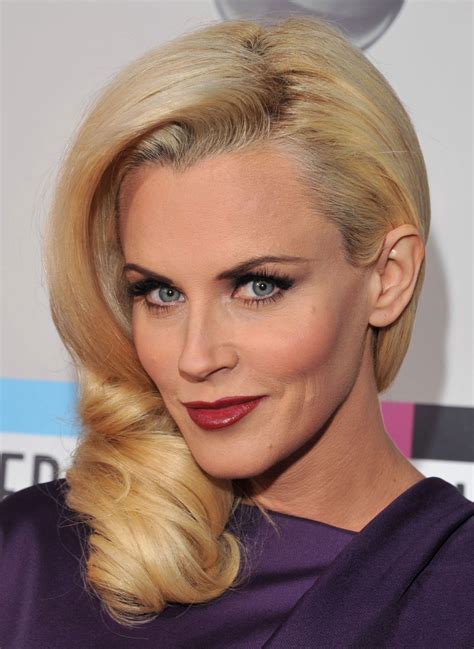 Jenny Mccarthy At 39th Annual American Music Awards In Los Angeles