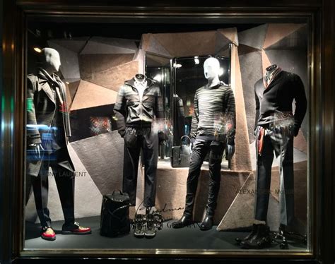 Goodmans On Display First Fall Windows 5th At 58th The Bergdorf