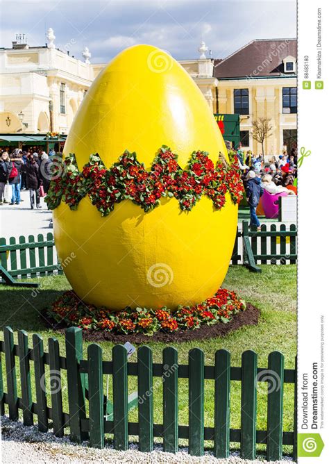 Large Yellow Easter Egg At Vienna Holiday Market Editorial Image