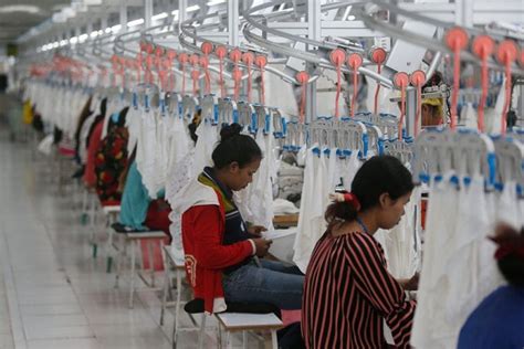 Garment Factories Cut Overtime Hours For Workers Camboja News