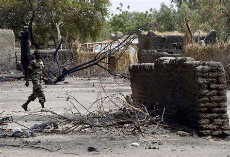 Tchad Un Triple Attentat Suicide Fait Au Moins 27 Morts