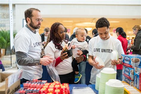 Milwaukee Commercial Photographer: United Way - Success Story