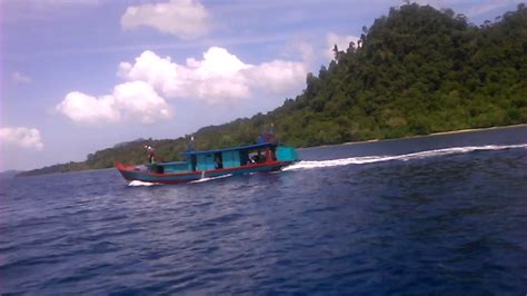 Pī néeng) adalah sebuah negara bagian di malaysia yang terdiri dari dua wilayah yaitu wilayah pulau pinang disebelah barat dengan luas 293km² dan wilayah timur yang terletak disebelah pantai barat. Air Terjun ( PULAU MURSALA ) Eksotis Tempat Syutingnya ...