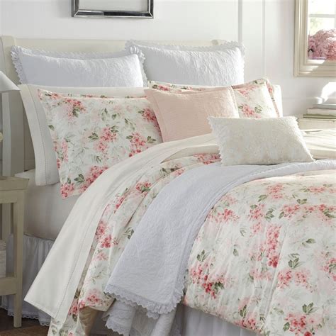 Shop Laura Ashley Wisteria Pink Comforter Set On Sale Overstock 29030425 Comforter Sets