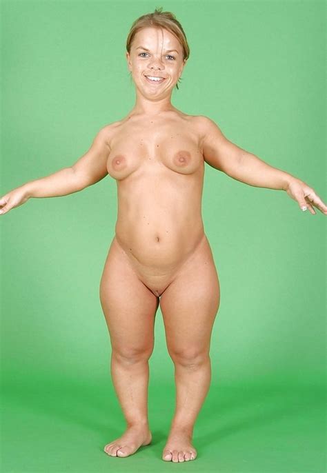 Free Midget Women Porn Naked Photo