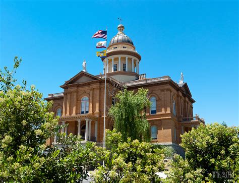 Historic Courthouse Historic Courthouse In Auburn Ca June Class M