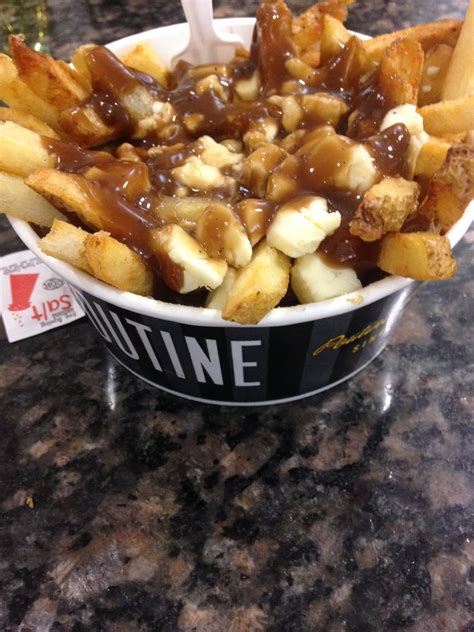 Awesome Poutine From New York Fries Yum New York Fries Recipes