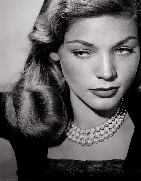 A Very Young Lauren Bacall Hollywood Icons Old Hollywood Glamour