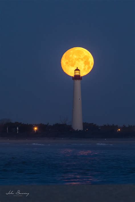 Cape May Lighthouse Nj Moonset John Bacaring Flickr