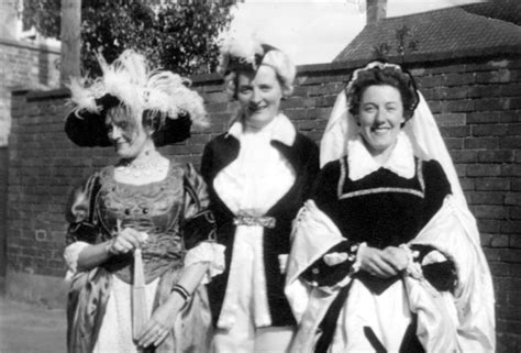 Three Village Ladies In Costume Bottesford Living History