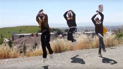 Watch These Cal State East Bay Brothers Of Iota Phi Theta Stroll To