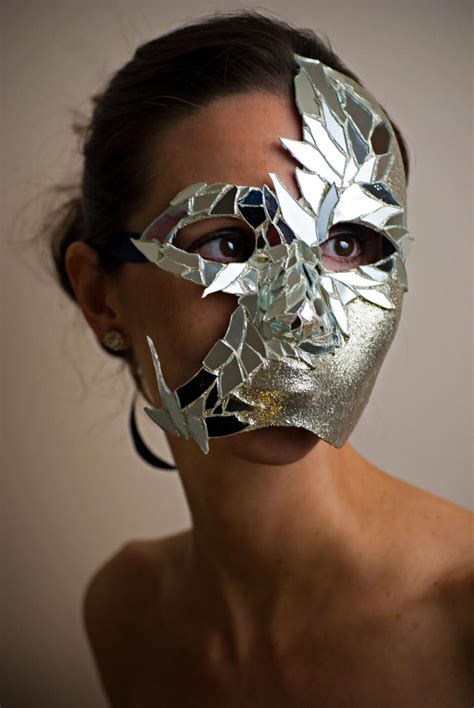 18 Creative Mask Tutorials Great For Every Masquerade Masks