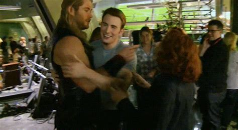 Chris Hemsworth And Chris Evans Hugging On Avengers Set Ladyboners
