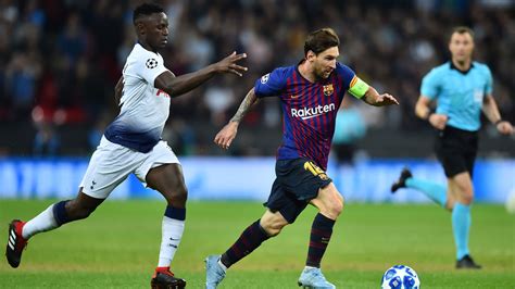 Messi Rakitic Light Up Wembley As Stylish Barca Sink