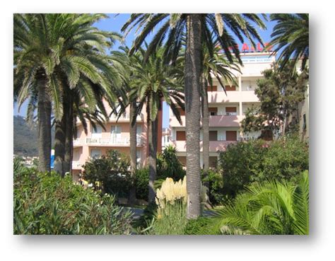 Hotel Corallo Finale Ligure sul Mare Offerte - a 20m dal Mare, Hotel***Corallo Finale Ligure Pia ...
