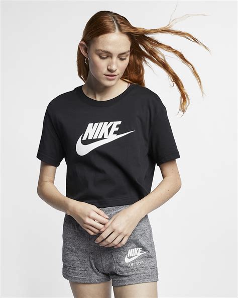 Nike Sportswear Essential Womens Cropped T Shirt