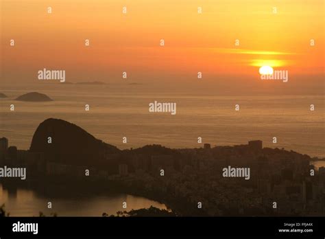 Rio De Janeiro Brazil 14th February The Sun Rises In The Sea With