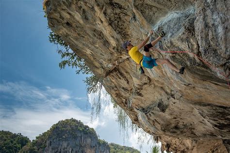 Hd Wallpaper Thailand Tonsai Ao Nang Sea Rock Climbing Railay