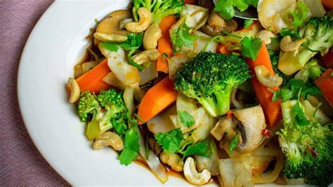 Thai Vegetable Stir Fry In 15 Minutes Vegan Punks