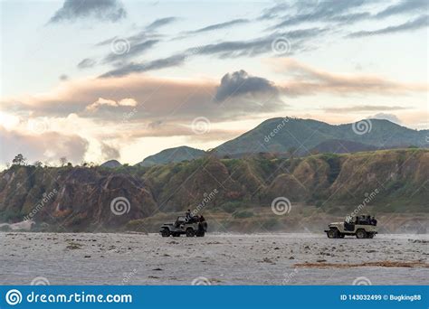 Beautiful Sunrise Sky At Mt Pinatubo Stock Image Image Of Cloudy