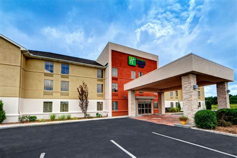 Holiday Inn Express Crestwood In Crestwood Il Whitepages