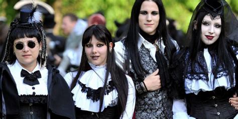 Qui Est Le Prince Gothique Groupe De Rock - Les 10 types de Gothiques les plus populaires - L'Antre Gothique