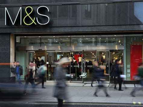 Marks And Spencer Sales Slumped Ahead Of Brexit Vote The Independent