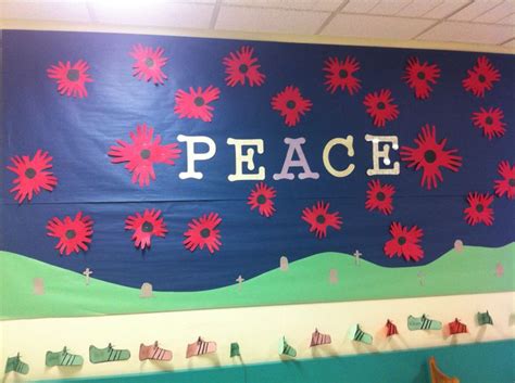 Unlimited bulletin board members, threads, and discussions. Remembrance Day Bulletin Board: Kids made poppies with their hands. | Remembrance day ...