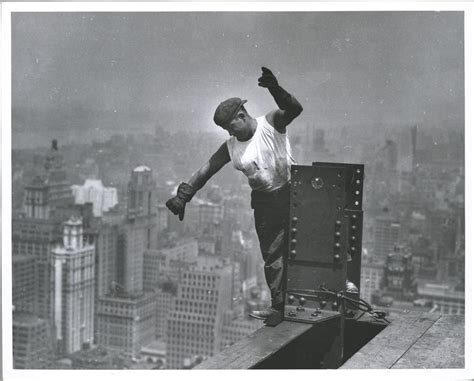 Photos Of The Empire State Building Under Construction Twistedsifter