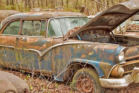 Start right here with junk car buyers at cash cars buyer and get a free. Forest Junkyard for Old Classic Cars in Georgia, USA