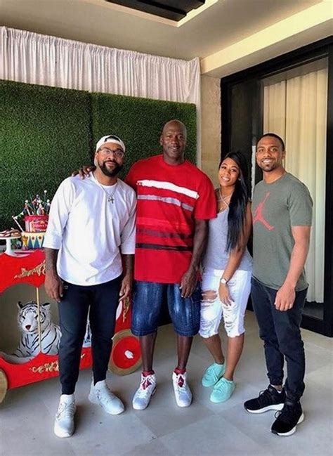 ‘the First Dance’ Jordan’s Daughter Waits On Wedding With Former Syracuse Player Christmas