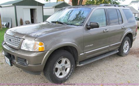 2002 Ford Explorer Limited Suv In Halfway Mo Item F4613 Sold