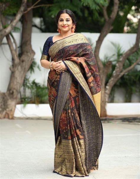 Top 40 Vidya Balan Saree Looks Saree Inspiration For Plus Size Women In 2020 Indian Saree