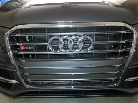 Audi Q7 Front License Plate Filler