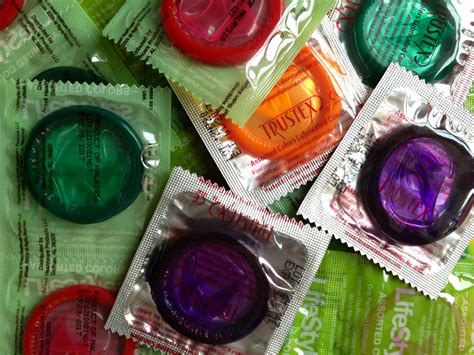 What is the correct way to put on a condom? In the News: Docs Say Make it Rain (with Condoms, that is ...