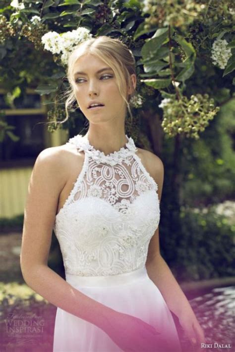 44 Stunning Halter Neckline Wedding Dresses Weddingomania