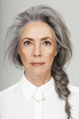 The Beauty Of Time Grey Hair Inspiration Beautiful Gray Hair Grey