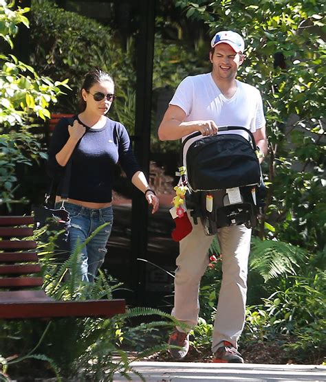 surprise mila kunis and ashton kutcher have secret wedding over july 4th weekend